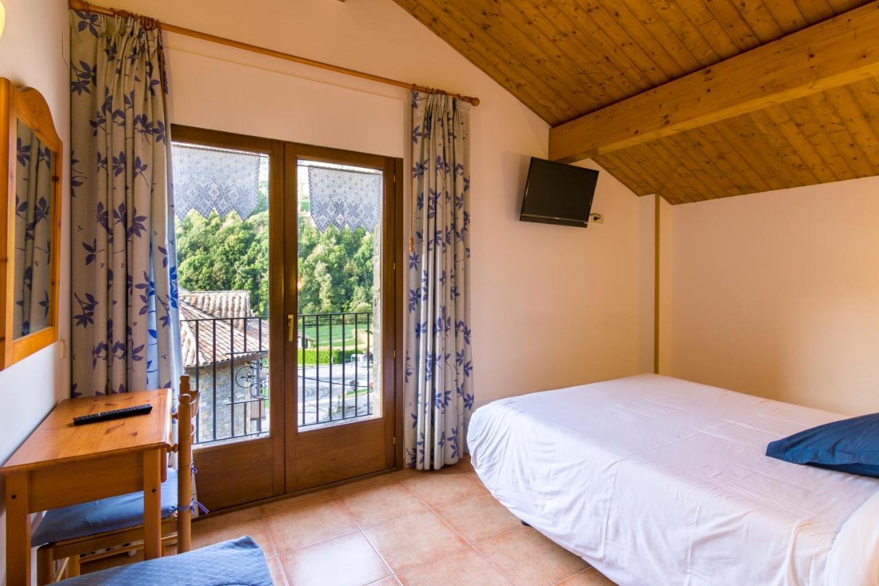 Hostal Cal Mestre 빌라용가 데 테르 외부 사진