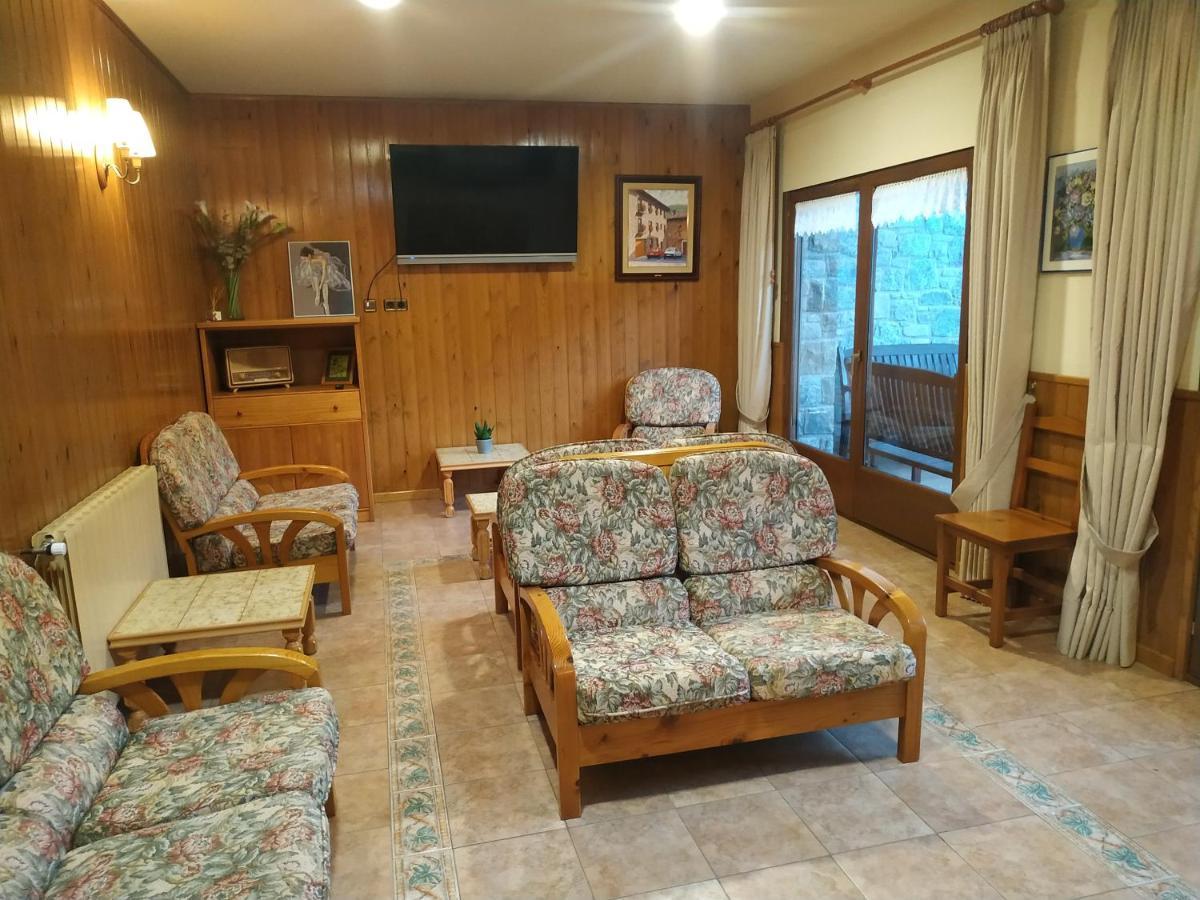 Hostal Cal Mestre 빌라용가 데 테르 외부 사진